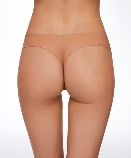 Oysho Invisible “v”-cut Tanga Tan | UEG836571
