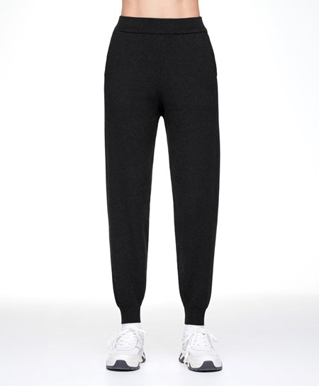 Oysho Knit Joggers Čierne | NVM243609