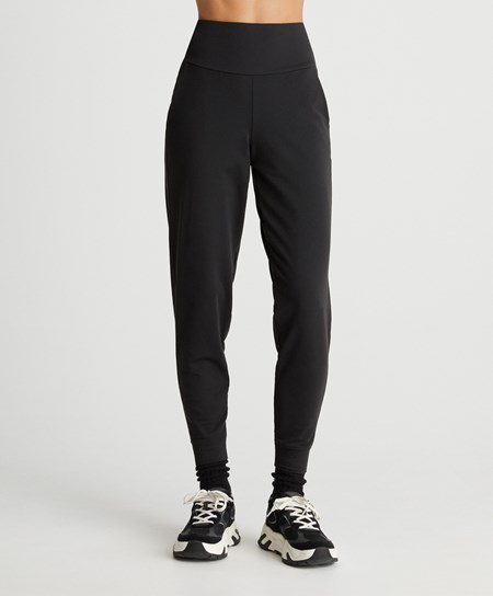 Oysho Light Warm Joggers Čierne | QHL359402