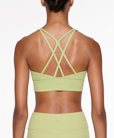 Oysho Medium-support Sports Bra With Cups Zelene | MUR157089