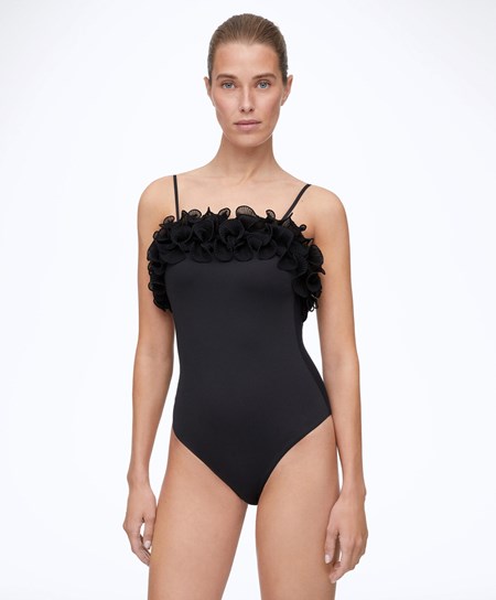 Oysho Ruffled Bandeau Swimsuit Čierne | ECM327189