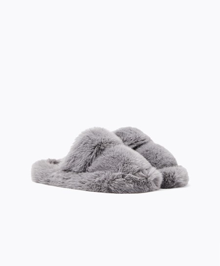 Oysho Syntetická Fur Double Remienkove Sandals Siva | EIX493657