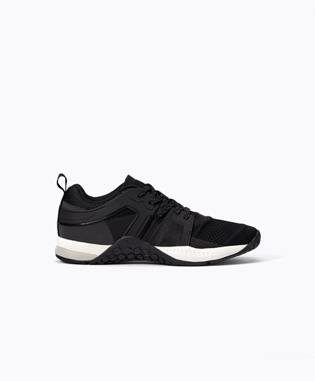 Oysho U-train-i Trainers Čierne | FYE438750