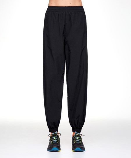Oysho Vody-repellent Joggers Čierne | ZBS169875